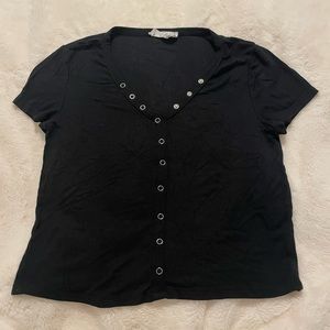 Hippie Rose black slightly cropped tshirt